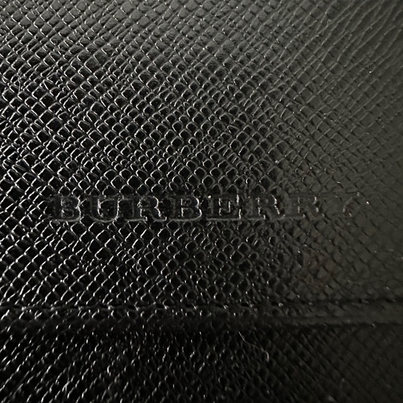 Burberry Key Holder with 5 key rings - Picture 14 of 15